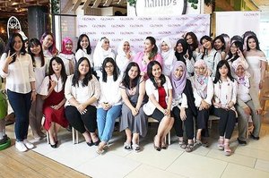 Throwback to Beauty Blogger Gathering with @gloskin_clinic, anyway, let's find more about facial & Gloskin on http://www.maryangline.com/2017/04/facial-with-gloskin-aesthetic-clinic.html?m=1

P.s : can you find me?😝
.
.
#beautybloggergloskin #clozetteid #beautybloggerindonesia #beautybloggerid #bloggerperempuan #indonesianfemalebloggers #indonesianbeautyblogger #indonesiabeautyblogger