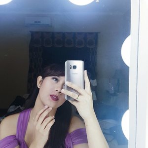 Since purging i'm affraid to look at the mirror, but when @iirinidroes work on my face, i can't take my eyes off the mirror 💜
.
.
.
#ClozetteID #makeup #makeup💄#selfie #mirror #makeupbyirinidroes