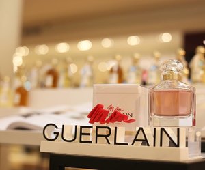 And here it is "Mon Guerlain" the new baby of @Guerlain. 
Pssttt.. this scent was chosen by Angelina Jolie!  @angelinajolieofficial

#MonGuerlain #ClozetteIDxGuerlain #ClozetteID