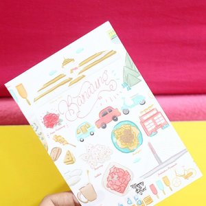 Dis postcard from @merrygorounds make me , hayang ka bandung, hayang jalan-jalan, hayang maen, hayang kamu~ (yeileh rim~) .
.
.
.
.
#handsinframe #postcard #clozetteid #explorebandung #wearelittlepony