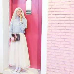 I've got good heartBut, my mouth ......And sometimes i got blurry picture tho! 😪......#clozetteid #ootd #ootdindo #ootdfashion #hijabootd #hijabstyle #dailyootd #ootdasian #ggrep #ggstyle #photooftheday #bloggerlife #bloggerstyle