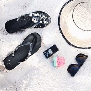 Summer trip essentials, everything black but a cute watermelon soap from @soapfairyind
#summeressentials #ClozetteID