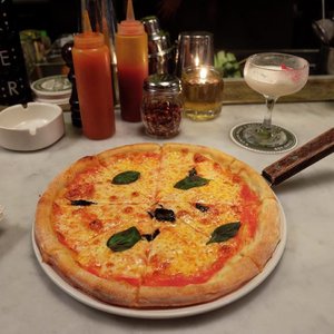 wood-fire pizza 🍕