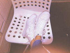 White Shoes (not The Couples Company)
#clozetteid