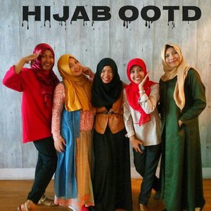 Minus @lady_jeane yang buru-buru ada janji ketemu debay. Nok @lelymekbil yg lagi di dermayu dan teh @erdina_susanto yg lagi dinas 😉😉😉
.
.
Gotta miss you, Guys.
Makin sibuk ntar yaaa...
.
.
😘😘😘
#ootd #hijab #updateblog #blogger #bloggerperempuan #hijabblogger #emakblogger #bloggerpalembang #lifestyleblogger #loveandshare #almawahdie #bloggerbandung #bloggertofollow #indonesian #clozettehijab #clozetteid