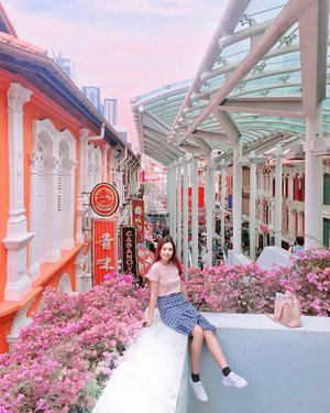 Discover an instagramable corner around China Town.Can you feel the chinesse New Year vibes 💸@visit_singapore #AbellinSG #singapore #clozetteid #cotd