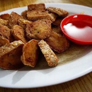 Pork hekeng. Chinese cuisine made in Pontianak. Delicious!
#ClozetteID
#StarClozetter