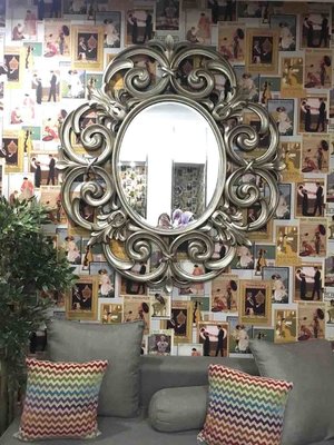 Gorjes Hair & Lounge, Wolter Monginsidi ini tempatnya instagrammable banget.
#ClozetteID
#StarClozetter