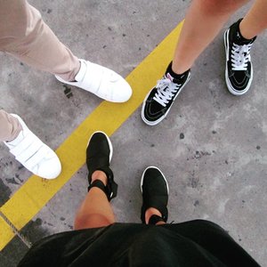 Sneakers squad 👟👟👟
#ClozetteID #sneakerssquad #sneakerhead #sneakersporn #sneakersoftheday #tumblrgirl #franciscacjvisualdiary