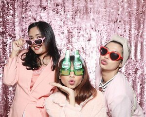 Had so much fun with these girls😍✨.....#beauty #beautyblogger #beautyenthusiast #bloggerstyle #fashion #styleblogger #fashionblogger #clozetteid