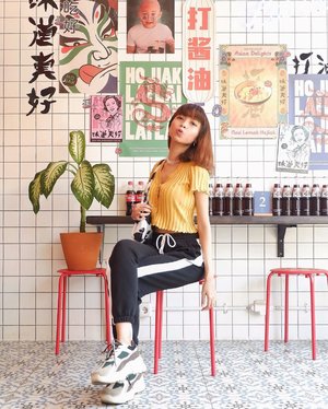 Ada cafe lucu di deket rumah hehe😍✨
Wearing cute top from @sweetsimple_id 😍
( tap for details )
📸: @rimasuwarjono
.
.
.
.
.
#whatiwore #bloggerstyle #fashion #styleblogger #fashionblogger #ootd #lookbook #ootdindo #ootdinspiration #style #outfit #outfitoftheday #clozetteid