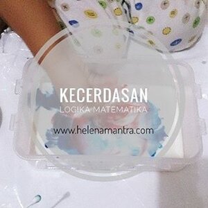 Kecerdasan logika matematika: suka dengan angka-angka dan berpikir melalui penalaran analisa-sintesa.
.
#momblogger #lifestyleblogger #updateblog #helenamantrastory #blogger #clozetteID #family #lifestyle #health #playidea #kids #montessori #montessoriplay #homeschool #idebermain #parenting #homeschooling #mommyblogger #kidsofinstagram #likesforlikes