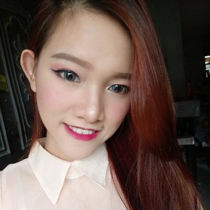 suka bngt sama makeup hari ini. "makeup gue banget" pink soft natural, gradient lips, brown eyebrow... i love it!!
.
.
.
.
.
.
.
.
.
.
.
.
#makeuplook #makeupjunkie #instamakeup #instalook #potd #motd #beautygram #beautyaddict #instagood #likes #asian #instabeauty #makeup #beauty #indobeautygram #blogger #beautyenthusiast #beautyinfluencer #clozetteid #bestoftheday #makeupandwakeup #makeupart