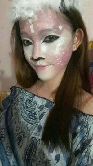 The first fantasy makeup. 😂😂😂