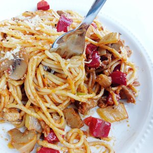 Spaghetti for lunch. 😋

#whatvinaeats #vinainbali #figtreecafebali