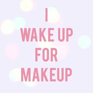💆 #vinatmblr
.
.
.
#tumblrgirl #tumbrl #wakeupformakeup #wakeup #makeup #makeupfreak #makeupgeek #motd #makeupoftheday #clozetteid