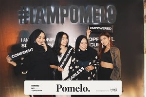 Welcoming the summer'18 collection of @pomelofashion with @clozetteid! Xoxo
#IAmPomelo #ClozetteID