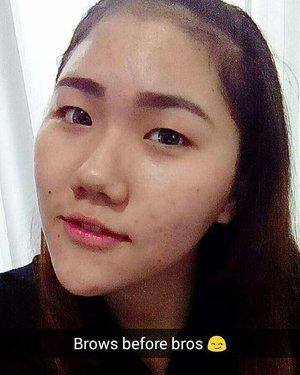 Now I kinda like my eyes without any makeup on 😏 Follow me on snapchat: @dewiyang 😁
.
Anyway, cathy doll petit tint is really good 💜 Wear it since this morning and already ate lunch, dessert, drink, it's still there 😄 .
#pinkufotd #fotd #bareface #barefaceselfie #potd #selfie #selca #brow #brows #browsonfleek #photooftheday #picoftheday #instamood #instadaily #instagood #snapchat #girls #bbloggers #beautyblogger #clozettedaily #clozetteid #likeforlike #like4like #followme #vsco #vscocam