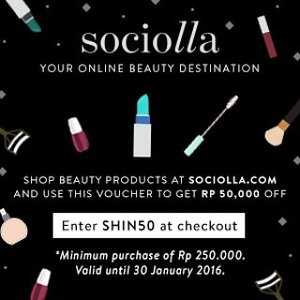 your new year's new beauty stuff must be from @sociolla , get the IDR 50.000 off with using SHIN50 as your voucher code.

let's celebrate this elated season with beautifying our selves !!! :* #Indonesianbeautyblogger #clozetteid #makeup #skincare #beauty #sociolla