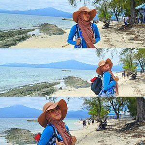 Anak pantai banget 👒👓💋🌊☀ Loc : Pantai Sagori, Kabaena Barat, Sulawesi Tenggara#travelling #hijab #travelblogger #blogger #pulaukabaena #pulausagori #bombana #sulawesitenggara #beach #clozetteid #clozettedaily #backpacker #vacation #holiday #indonesia #beautiful