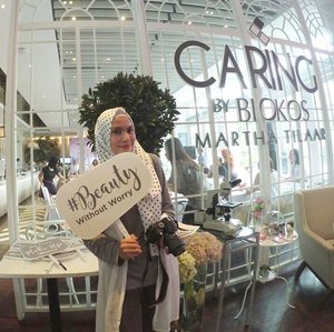 I'M AT @caringbybiokos_mt Two Way Cake Launching Event 😘😘😘 #BeautyWithoutWorry #CaringByBiokosBestMoment  #clozettedaily #clozetteid #hijab #bbloggers