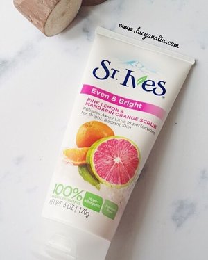 Yeay another post 😉
@stivesskin pink lemon and mandarin orange scrub review.
Link in bio 😊

#lucyliureview #lucyliublog #stives #scrub #clozetteid #beautyblogger #ibb #indonesianbeautyblogger #bloggerindo