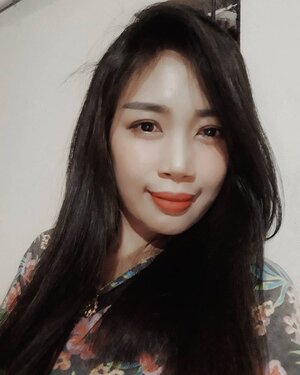 Monday vibe 😊 #selca #selfie #funday #motd #fotd #beautyblogger #clozetteid