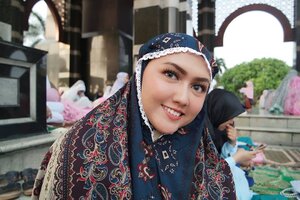 Selamat hari lebaran semua! Minal aidin walfa'idzin, mohon maaf lahir dan bathin.. 😇😇 Semoga kita berjumpa lagi di Ramadan berikutnya!Eid Mubarak! 💕💕💕💕😇😇😍😍 #clozetteid #lebaran #eid2018 #eidmubarak #khansamanda
