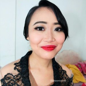 Pre-Graduation makeup for Ms. Btari 😘😘😘😘 (2 Feb 2017)
.
.
.
.
#clozetteid #clozetteambassador #beautynesiamember #khansamanda #makeupartist #wisudaui #makeupwisuda #graduationmakeup #MUADepok #MUAjakarta #MUAbogor #makeup