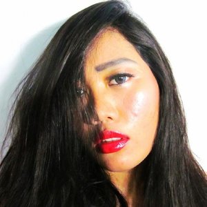 love my softlens super big grey from @japansoftlens ... <3 #freenewageha #clozetteid #clozette #like4like #followme #likeforlike #instalike #beautyblogger #indonesiabeautyblogger #thepeachbeauty #selfie #selca #makeup