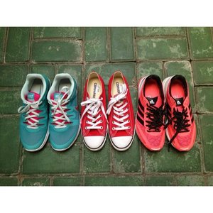 Yang akur yaaaah 😚😚 #shoes #sport #nike #converse #adidas #recentlypurchase #clozetteID #style #fashion #instashoes #instafashion #cKstyle