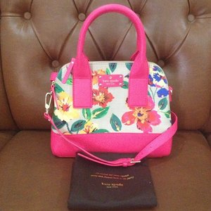 Love my new baby ❤ #ClozetteID #recentpurchase #bag #katespade #pink #fashion #instafashion