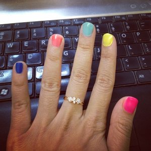 Candy nails 💅 #nails #etude #clozetteID #cKstyle #nailpolish