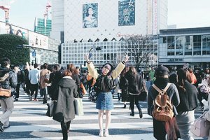 New #japan travel tips on the blog! 🍒 Read some useful tips you should know before going to Japan, especially first timer. #bigdreamerblog
.
.
.
#clozetteid #travelblogger #fashionblogger #ootd #japanloverme #ggrep #beautynesiamember #traveltips #japantravel #exploretheglobe #femmetravel #shibuyacrossing #shibuya #tokyo #fashionbloggers #fashionblog #travelblog #BigDreamerInJapan #여행 #여행스타그램 #패션 #패션스타그램 #일본여행 #일본 #도쿄