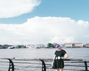 "A girl should be two things- who and what she wants."- Coco 💕 Good morning from Pontianak!
.
.
.
#clozetteid #fashionbloggers #fbloggers #bbloggers #cgstreetstyle #ggrep #explorepontianak #idntravel #exploreindonesia #travelbloggers #traveler #abmtravelbug #旅行 #旅行ブロガー #여행 #여행스타그램 #뷰티블로거 #패션블로거 #패션스타그램