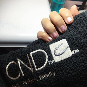 Nail polish done by @cnd_indonesia @irwanteamhairdesign .
Cc : @clozetteid #irwanteam #cndimdonesia #clozetteid