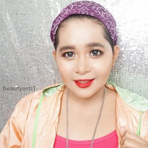 Yang juara bertahan jangan baperrr~ Senyumin ajjaaahh 😊😁 👉🏻 || Padahal mah dalam hati gw 🤨🧐
.
.
.
Semangat buat ntar malem .
.

#selfie #selca #clozetteid #beauty #beautyblogger #beautybloggerid #indobeautyblogger #indonesianbeautyblogger #indonesianfemalebloggers #makeupjunkie #jakartabeautyblogger #beautybloggerjakarta #beautybloggerindonesia #beautyinfluencer #beautyenthusiast #bloggerperempuan #bloggerindonesia #indonesianblogger