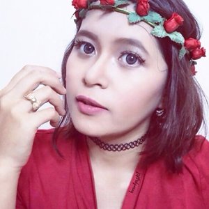 Red-ish .. ❣#RedFilter .
.
#clozetteid #indonesianbeautyblogger #beautybloggerindonesia #beautybloggerid #instagood #instadaily #instabeauty #red #flower #selca #selfie #kawaii #ulzzang #beauty #makeup #gyaru #cute #girl #like4like #new #follow #love #happy #wednesday #filter #yayy