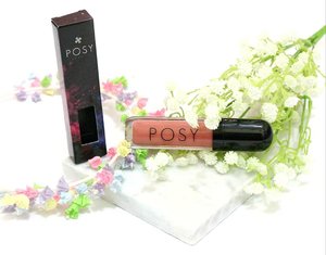 Posy Beauty Matte Lip Cream has a unique color edition name.. It's 'Sins of Desire'with 5 nude color options..
.
I tried Envy which looks so feminine and natural.. This #halallipstick has pigmented color, long lasting, and light consistency.. .
.
Do you want to know more about @posy beauty.id lip cream review?
It's updated on #MeisUniqueBlog (www.uniqueblogofmei.com)!
.
.
Visit #linkinbio or http://www.uniqueblogofmei.com/2018/02/posy-beauty-matte-lip-cream-in-envy.html
.
Anyway, visit @ferreromarble if you wanna give an exclusive touch for your flatlay photography objects with premium quality marble.. .
.
.
.
.
.
#SetterSpace #clozetteID #JakartaBeautyBlogger #halallipstick #beautyflatlay