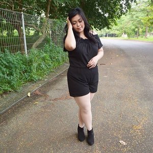 Wearing all black playsuit for #coachella first week outfit inspiration
#ootd #potd #ootdindo #lookbook #lookbookindonesia #lookbookindo #indonesian_blogger #chictopiastyle #looksootd #ootdholic #outfithariini #ootdjourney #allblack #playsuit #Coachella2016 #style #inspirations #clozetteid #clozetter #COTW #instalike #instagood #fashionable #fashion #blogger #fashionblogger #fblogger #fashiondiary #aiachanfashionjournal
