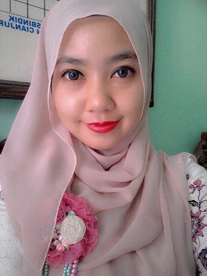 Simple hijab for work