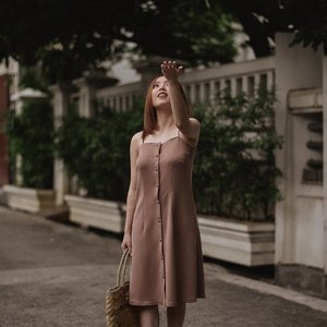 Let the rain beat upon my head wearing @daisyofficialstore Olivia Dress in Dusty Pink.
.
.
I'll share my thoughts about this dress exclusively on my stories as soon as possible. Click highlight 'OOTD' on my bio, in case you missed it.
.
.
.
.
.
#ootd #fashion #style #outfit #fashionista #outfitoftheday #fashionblogger #fashiongram #fashionstyle #instafashion #lookbook  #clothes #instagood #dress #moda #instastyle #fashionaddict #lookoftheday #lookbook #fashionblog #womensfashion #styleoftheday #streetstyle #whatiwore #clozetteid