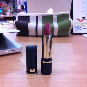 Oleh-oleh dr @sarskyrs dari #japan #lipstick #kanebo #media Thank youuu :)