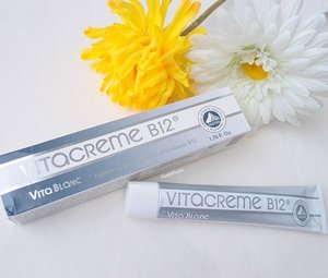 I underestimated this product and this brand before, but my experience prove the opposite. Read my review on Vitacreme B12 Day Cream Sun Protection and Vita Blanc on my blog now.
You could get them at Sociolla website and don't forget that my voucher code is still valid. Input POSHPLUS50 on checkout page to get 50.000 IDR discount when you shop. 
#vitacremeb12 #sociolla #sociollablogger #skincare #skincarereview #skincaretalk #beautyblogger #beautybloggerid #indonesianbeautyblogger #skincaremenu #clozetteid
