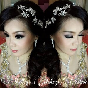 Makeup by @shelleymuc 
HairDo by @ana_beauty_salon

#makeup #beauty #shelleymuc #surabaya #makeupartist #mua #shelleymakeupcreation #beforeafter #clozetteID #makeover #muasurabaya #muaindonesia