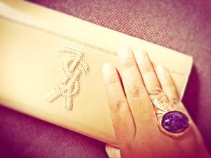 YSL - BDJ Clutch Beige and YSL Arty Ring in Marine Rose Gold