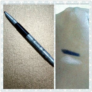 Stila Convertible Eyes in Indigo..its an eyeliner that also has smudger on the other end plus eyeshadow in between! #beauty