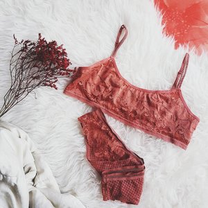 Tangerine dream.
Bralette & knickers from @cottononbody
•
•
•
•
•
•
#ootd #clozetteid #clozetteco #ootdshare #aboutalook #ootdindo #lookbook #instastyle #stylista #outfitshare #outfitinspo #outfitoftheday #whatiwore #whatiweartoday #fashioncoordinate #mommyandme #momstyle #mommyblogger #momfashion #fashionkids_and_moms #todayimwearing #fashionpost #styleoftheday #ilovefashion #hypebeast #vsco #ファッション #스타일 #コーデ