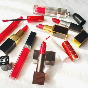 Current favorite red lippies
Giorgio Armani Lip Maestro 400, Chanel Rouge Coco Arthur, Dior Fluid Stick Pandore, Dior Rouge Dior 999, Burberry Kisses Military Red, Tom Ford Lip Color Crimson Noir, Beyond Rich Color Tint Balm No 5, MAC Cosmetics Riri Woo
#lipstick #lipstickjunkie #redlipstick #makeup #makeupjunkie #clozetteid #femaledaily #chanel #dior #tomford #burberrybeauty #beyondind #armanibeauty