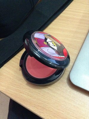This is my HG coral blush: MAC Bite of An Apple 